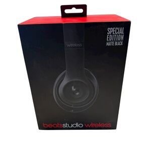 EMPTY BOX  Special Edition Matt Black Beats Studio wireless BOX ONLY